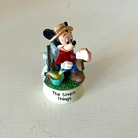 LENOX Disney THE SIMPLE THINGS MICKEY MOUSE THIMBLE Picnic lunch - Picture 1 of 6